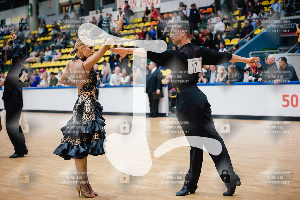 Hessen Tanzt WDSF International Open Latin 1st (17) Artur Balandin _ Anna Salita (T.T.C. Rot-Weiß-Silber Bochum)-2025-05-18-5095 | Webshop for digital downloads and prints of dance sport, event & show photographer Julian Link - Realisiert mit Pictrs.com