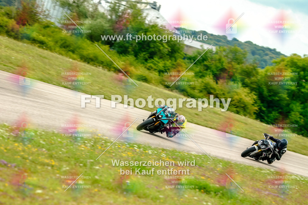 Chambley Juli-3345 | Hier findet Ihr Bilder von Touristenfahrten auf der Nürburgring Nordschleife oder von anderen Veranstaltungen die ich besucht habe. Viel Spass beim Durch Schauen 