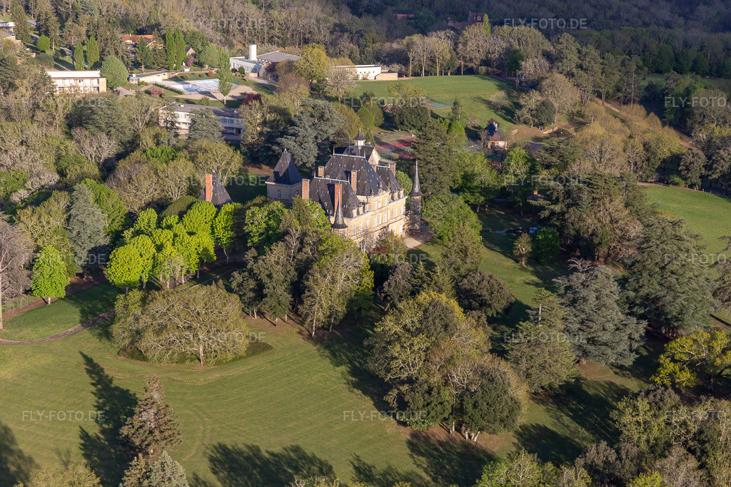 Luftbild: Ortsansicht in Domme im Bundesland Dordogne in Frankreich. Foto: IMG_113573.jpg vom 16.04.2019 durch Werner Riehm/FLY-FOTO.de