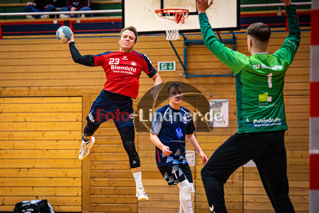 TSV Weiheim gegen TSV Herrsching II | Handball Bezirksoberliga Herren 2025/26, TSV Weiheim gegen TSV Herrsching II, 20251025,Torwurf Felix BEHRENDS (TSV Weilheim 23),2025-10-25 in Weilheim (Jahnhalle)Felix BEHRENDS (TSV Weilheim 23)Copyright: WolfgangxLindner