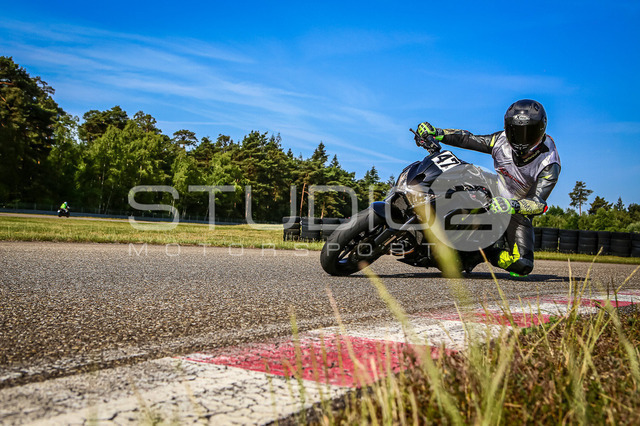 0047-260530DCB-023_47 | Deine Full-Service-Agentur für ✔️Videoproduktionen und ✔️Motorsportfotografie Jetzt Angebot anfragen!