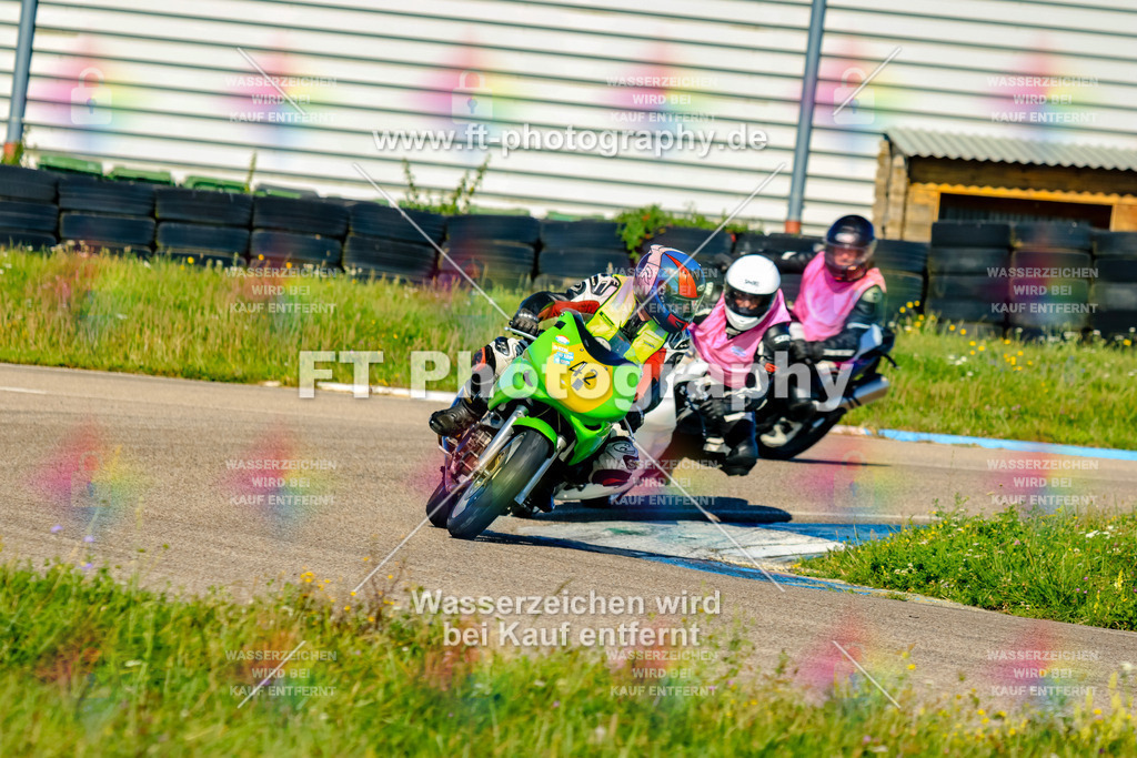 042-1682 | Hier findet Ihr Bilder von Touristenfahrten auf der Nürburgring Nordschleife oder von anderen Veranstaltungen die ich besucht habe. Viel Spass beim Durch Schauen 