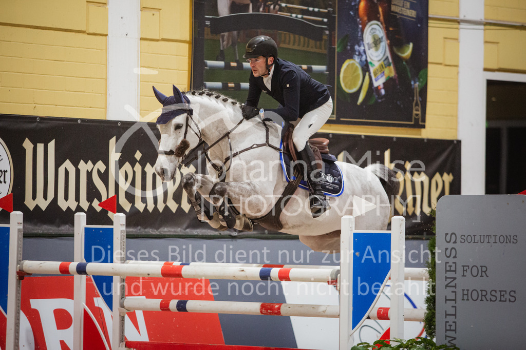 230211_Warstein_S1-StilSpr-301 | Deine schönsten Turniermomente als professionelle Fotos! Entdecke hochwertige Pferdesport-Fotografie im Online-Shop. Jetzt Fotos finden & bestellen!