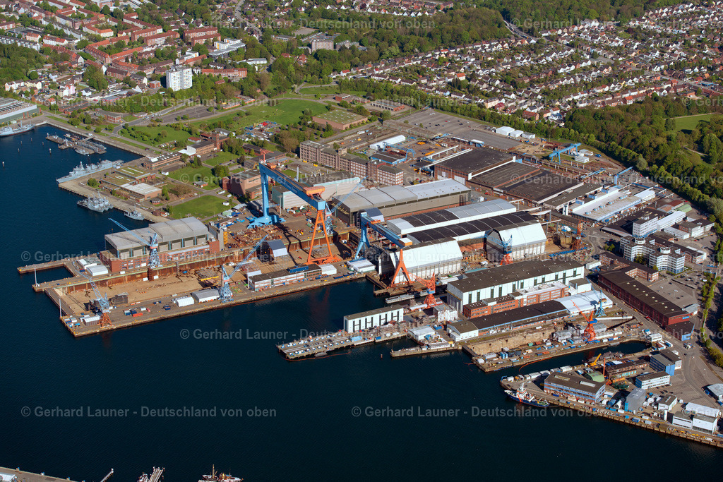 3802096 | KIEL 07.08.2020 Werftgelände der ThyssenKrupp Marine Systems GmbH in Kiel im Bundesland Schleswig-Holstein. Weiterführende Informationen bei: ThyssenKrupp Marine Systems GmbH. // Shipyard - site of the ThyssenKrupp Marine Systems GmbH in Kiel in the state Schleswig-Holstein. Further information at: ThyssenKrupp Marine Systems GmbH. Foto: Gerhard Launer