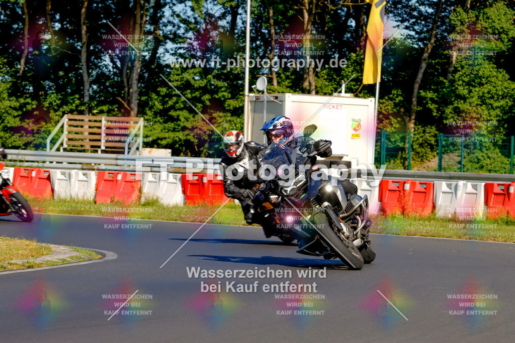 _MOT5306 | Hier findet Ihr Bilder von Touristenfahrten auf der Nürburgring Nordschleife oder von anderen Veranstaltungen die ich besucht habe. Viel Spass beim Durch Schauen 