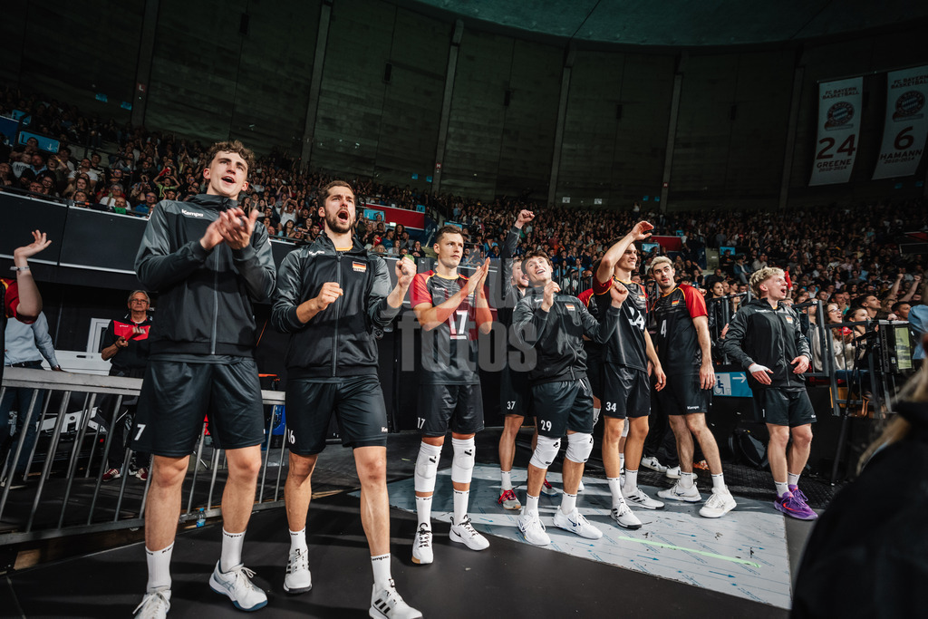 Volleyball | Männer | Testspiel | Deutschland vs. Italien | 26.05.2025 | Die Bank von Deutschland jubelt