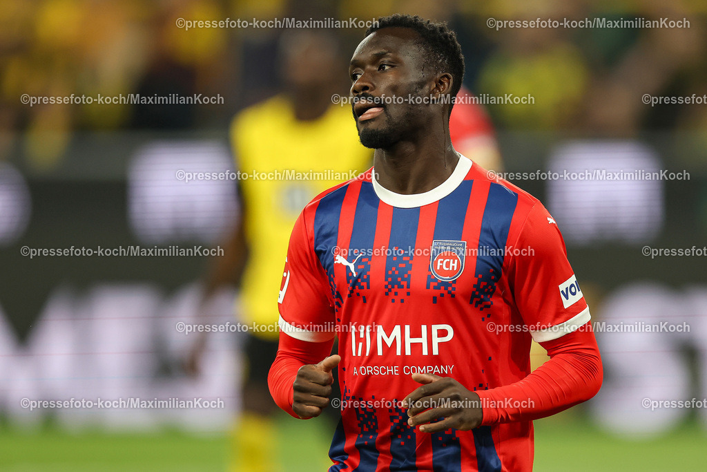 BVB13092402203 | 13.09.2024, 1. Fußball Bundesliga, Borussia Dortmund - 1. FC Heidenheim 1846, Signal Iduna Park, Saison 2024 2025: Sirlord Conteh (Heidenheim #31)DFB regulations prohibit any use of photographs as image sequences and or quasi-video.