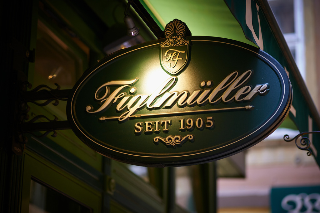 Restaurant Figlmueller | Wien, Austria - April 01, 2014: Restaurant Figlmueller in der Innenstadt, Wollzeile. - Realisiert mit Pictrs.com