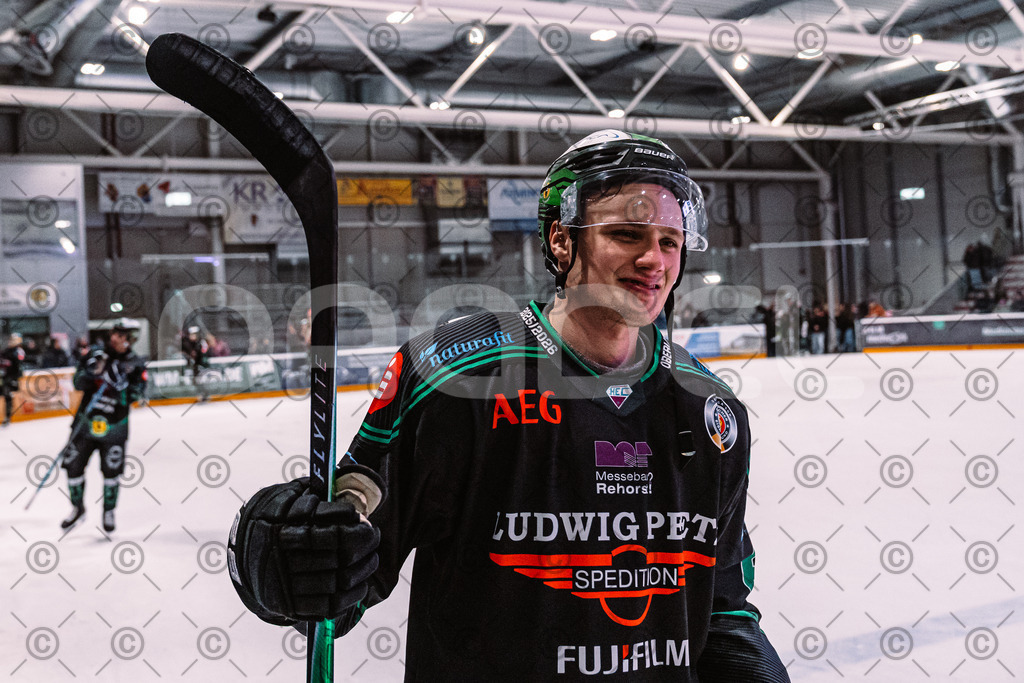 Alligators_vs_Passau_26_12_2025-096 | Höchstadt Alligators Fotogalerie: Eishockey-Action aus Franken. Professionelle Spielfotos, Portraits & Stadionbilder zum Download. Jetzt entdecken! - Realisiert mit Pictrs.com