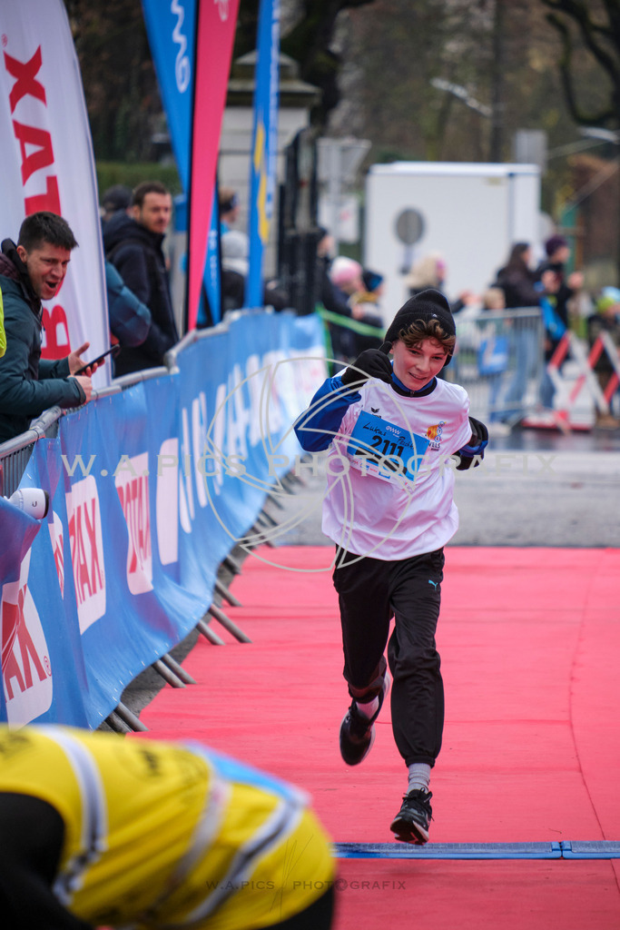..... | AUSTRIA, Wels, 30.03.25, ALOHA Wels Halbmarathon, Image Shows: , Foto: Wapics/RING M.