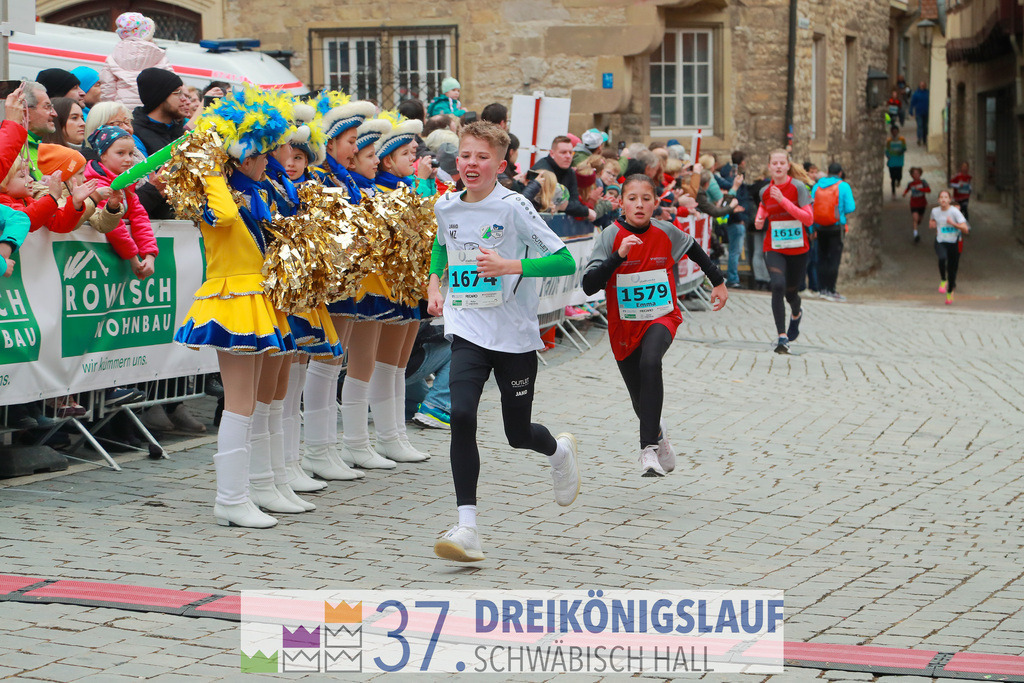 Stadtwerke Jugendlauf 1700m | 3 Koenigslauf 2023 - Realisiert mit Pictrs.com