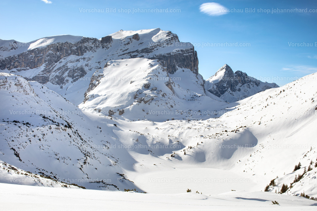 Zireiner See, Winter, Querformat | Fotograf Johann Erhard 360° Bilder, Rundbilder Panorama Kugelpanorama Werbeaufnahmen Portrait VR 3D Eventfotografie Hochzeitsfotografie, etc. Vollzeit Berufsfotograf für alle professionellen Bereiche, für Buchungen verfügbar 24/7/365 Tirol Südtirol Bayern - Realisiert mit Pictrs.com