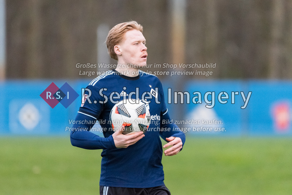Fußball, Saison 2022/23, Freundschaftsspiel, Hamburger SV II (U21) - Eimsbütteler TV, Trainingsplatz am Volksparkstadion (Hamburg), 28.03.2023 | Leon Sommer (#22, HSV II)