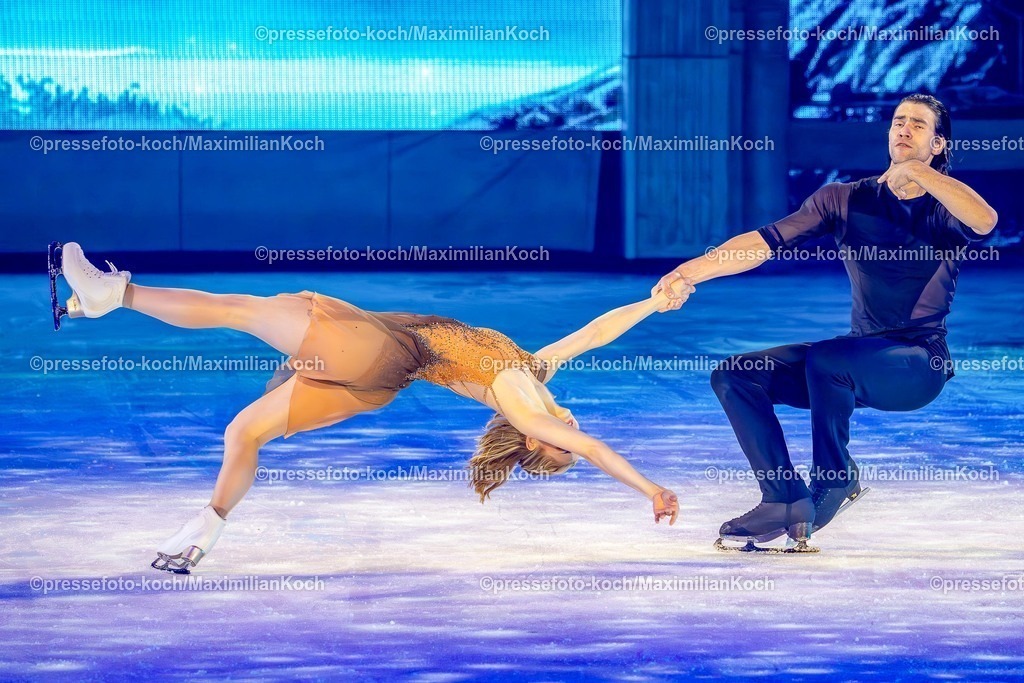 xkkux26042600008 | 26.04.2025, xkkux, Düsseldorf, Holiday on Ice in der Mitsubishi Electric HALLE. Eiskunstlauf-Weltmeister und Olympia-Duo Minerva-Fabienne Hase und Nikita Volodin bei der Show „Cinema of Dreams“ mit ihrem letzten Gastauftritt als Paar zusammen beim Eiskunstlaufen.