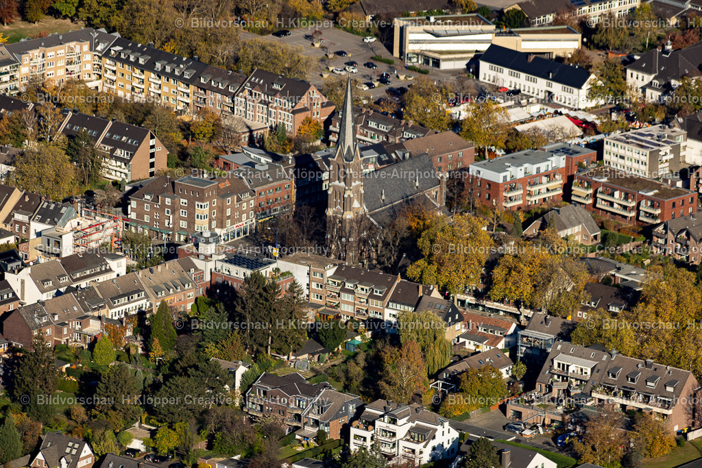 Meerbusch-Buederich-Necklenbroicher Str.-Dorfstraße-8816 | Luftbildfotografie Hermann Klöpper - Realisiert mit Pictrs.com