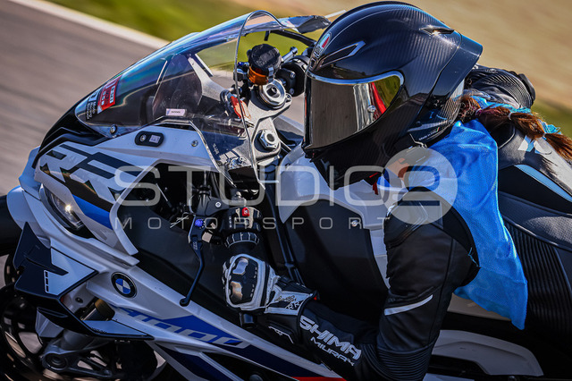 0983-240901_EL-024_983 | Deine Full-Service-Agentur für ✔️Videoproduktionen und ✔️Motorsportfotografie Jetzt Angebot anfragen!