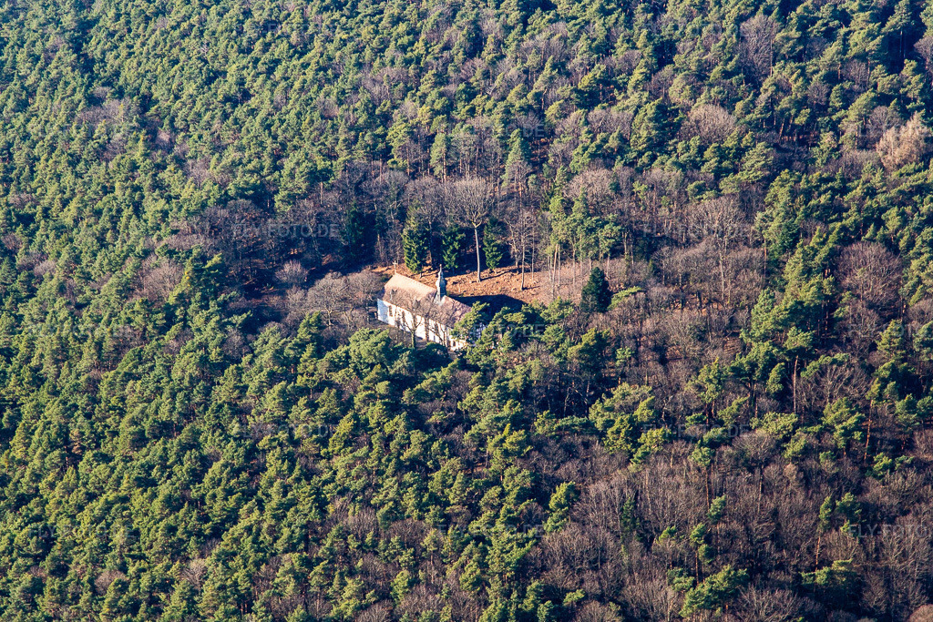 Luftbild: Kolmerbergkapelle in Dörrenbach im Bundesland Rheinland-Pfalz in Deutschland. Foto: IMG_145027.jpg vom 27.12.2024 durch Werner Riehm/FLY-FOTO.de