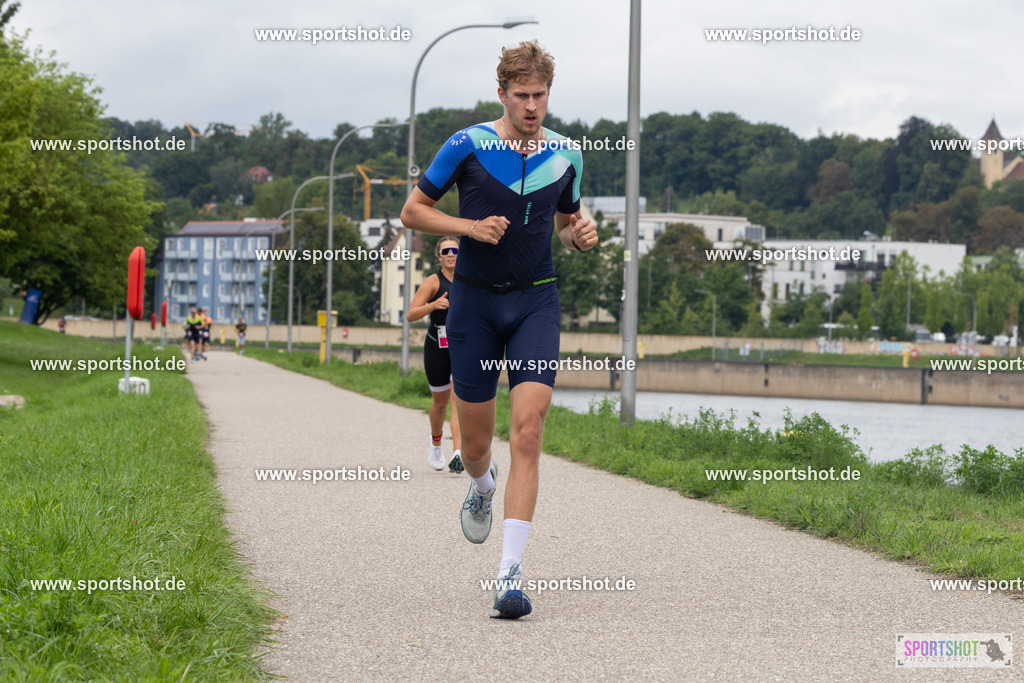 AR7_1886 | 34.REGENSBURG TRIATHLON 2025 #tristar_regensburg #regensburgtriathlon #triathlonregensburg #tristar #yourpictrs #sportshot_your_pictrs @Sportshotphotography @triathlonbundesliga