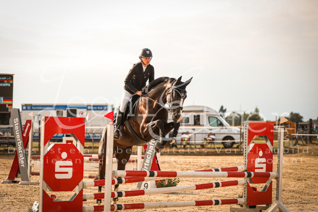 08.FrSpE00141 | Leoni Ertmer Photography - Realisiert mit Pictrs.com