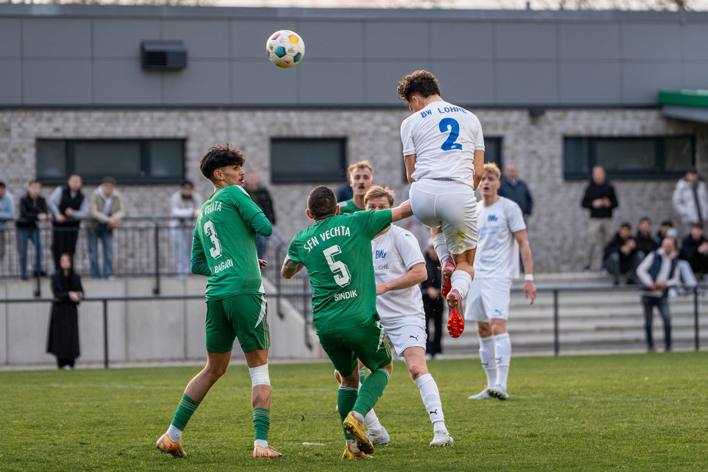 Fußball I Herren I Saison 2025-2026 I Landesliga Weser-Ems I 23. Spieltag I SFN Vechta - BW Lohne II I 01538 | jns.sportfotos - Realisiert mit Pictrs.com