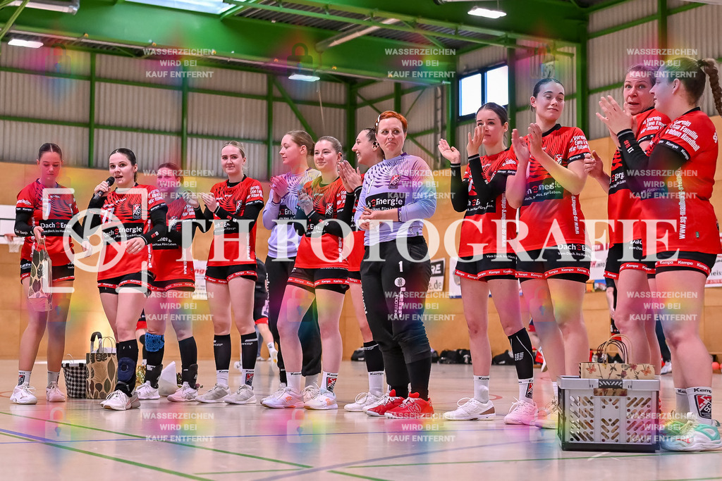 GER, SG Maulburg/Steinen - HB Kinzigtal, Handball, Suedbadenliga, 22. Spieltag, Saison 2023/2024, 27.04.2024 | Das Team SGMS nach Spielende.

GER, SG Maulburg/Steinen - HB Kinzigtal, Handball, Suedbadenliga, 22. Spieltag, Saison 2023/2024, 27.04.2024

Foto: TH Fotografie/Thomas Hess