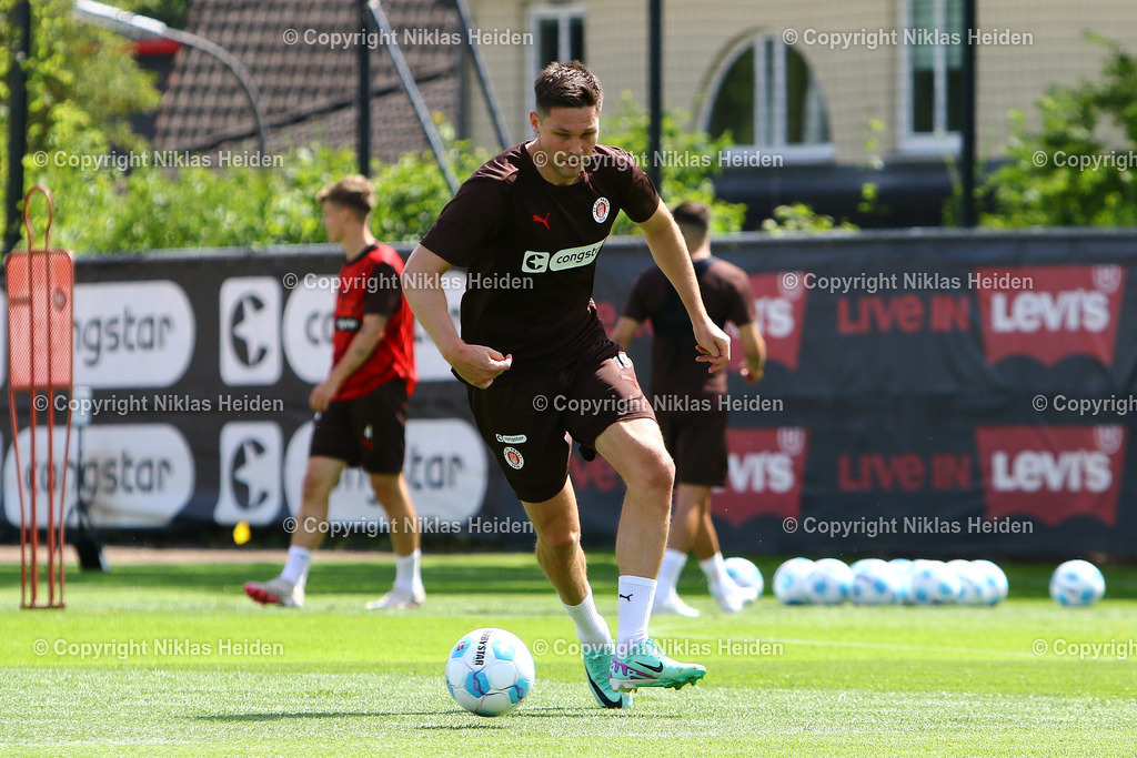 NH_FCStPauli_Training_08072024 | #19 Andreas Albers (FC St. Pauli)Fußball I Herren I Training I Saison 2024-2025 I FC St. Pauli I 08.07..2024 I Trainingszentrum FC St. Pauli