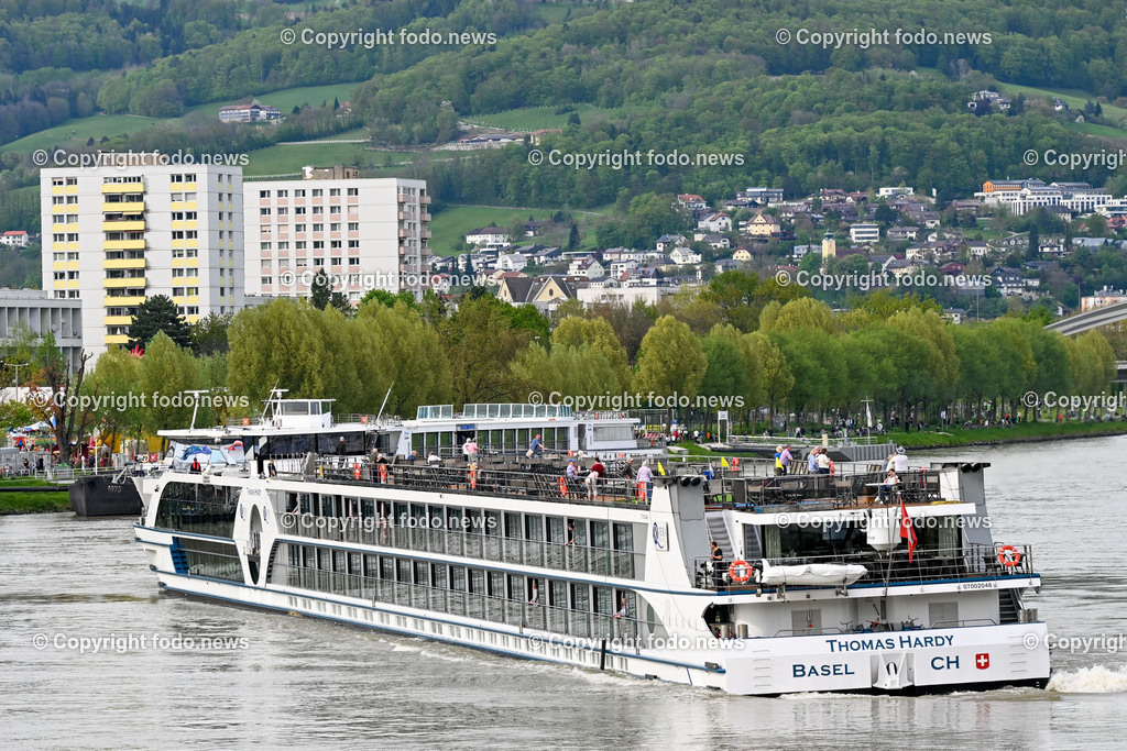 Donaulaende_ Schiffsanlegestelle_ Linz _ 01.05.2023-5 | 01.05.2023, Donaulaende Linz, AUT, Schiffsanlegestelle, Tourismus im Bild Kreuzfahrtschiff, Donaukreuzfahrtschiff, Donau, Schifffahrt, Schiffsanlegestelle, Tourismus