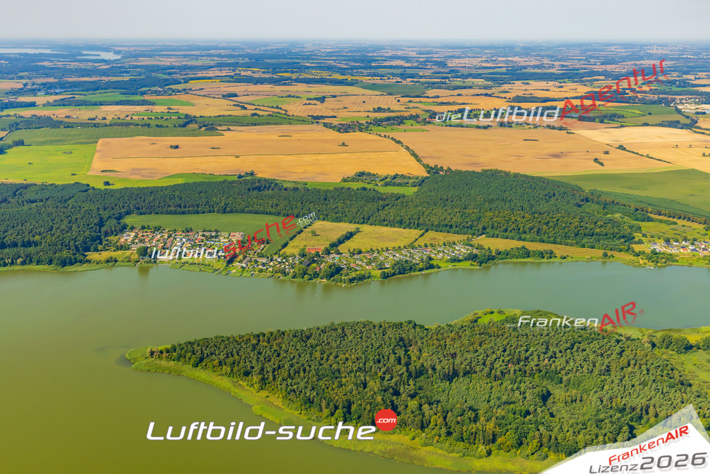 Luftaufnahme Nakenstorf Zurow - Die Luftaufnahme wurde 2025 vom UL-Flugzeug heraus erstellt ( ohne Drohne ) - Hochauflösende Luftaufnahme - für professionelle Ausdrucke geeignet. Die Geschenkidee !Mit Lizenz und Bildrechte bestellbar