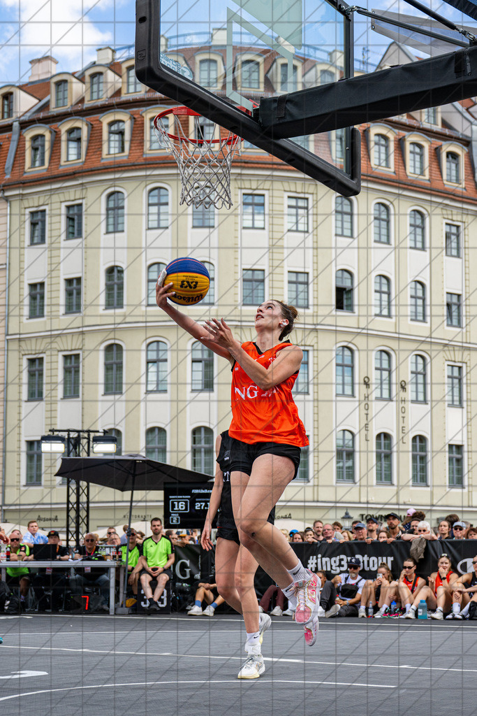 DIE FINALS 2025 | Dt. Meisterschaft 3x3   | //  03.08.25: DIE FINALS 2025 | Dt. Meisterschaft 3x3   / Dresden / Deutschland  //   CREDIT:www.bullenfotos.de, Martin König, Hörner Weg 40, D-49078 Osnabrück, +4917663732967 // Nutzung und Weitergabe nur zu den vereinbarten Zwecken. Presseanfragen an Ersteller. Alle Rechte beim Ersteller. Honorierung nach MFM. - Realisiert mit Pictrs.com