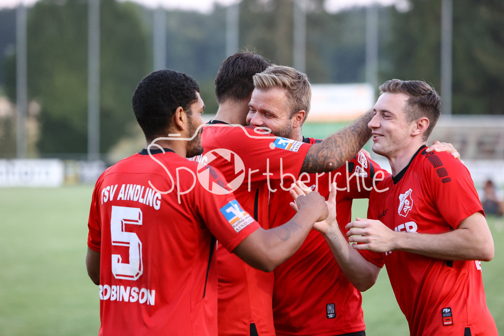 TSV Aindling - VfB Eichstätt | Professionelle Sportfotos aus den Bereichen Fußball, Eishockey, Handball und vieles mehr. Ob Sieg oder Niederlage