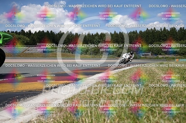 2016-07-01-PBK-4058 | Sportfotografie; SlowMotion; Video; Rennstrecke; Hafeneger; RSE; Speer; Trackday; Motorsportarena; Hockenheimring; Brno; Most; Barcelona; Valencia, Benny; Kaetzmer;