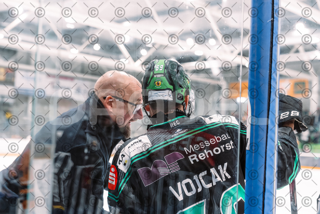 Alligators_vs_Fuessen_21.11.2025-083 | Höchstadt Alligators Fotogalerie: Eishockey-Action aus Franken. Professionelle Spielfotos, Portraits & Stadionbilder zum Download. Jetzt entdecken! - Realisiert mit Pictrs.com