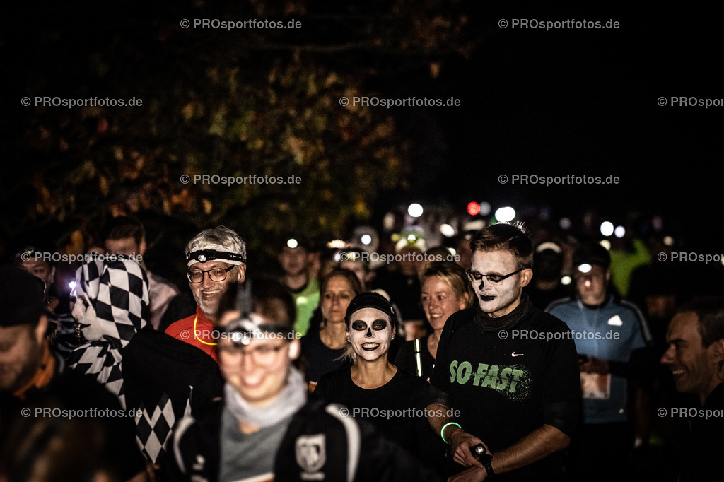 Halloween Run 2022 in Koeln, 31.10.2022 | Impressionen vom Halloween Run 2022 am 31.10.2022 in Koeln (Forstbotanischer Garten Rodenkirchen). Foto: BEAUTIFUL SPORTS/Axel Kohring