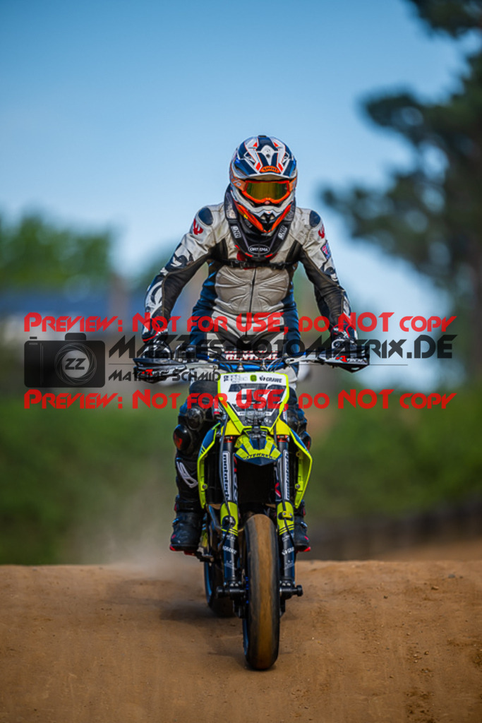 MaZZes_FotoMatrix_220528_5510 | Fotograf Mathias Schmid
Sportfotograf,
Eventfotograf,
Hochzeitsfotograf,
Portraitfotograf