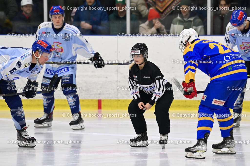 EHC Althofen vs. ESC Steindorf 6.3.2024 | #18 Pewal Martin ESC Steindorf, #46 Maurer Julian ESC Steindorf, Klemm Anja Referee, #23 Kurath Florian EHC Althofen, EHC Althofen vs. ESC Steindorf 6.3.2024, EHC Althofen vs. ESC Steindorf am 06.03.2024 in Althofen (Stadthalle Althofen ), Austria, (Photo by Bernd Stefan)