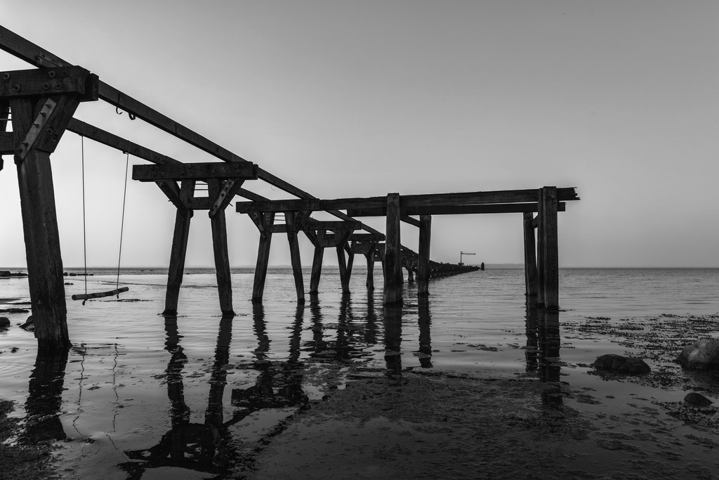 2025_03_28_OSTSEE-KAPPEL+MASSHOLM+QUERN_MCP7935 sw | Hochwertig gedruckte Fotografien für die Wand, als Kalender und zum Verschenken. Hamburg & Norddeutschland und überall wo ich mit der Kamera unterwegs war.