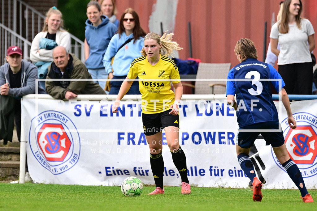 Fußball I Frauen I Saison 2024-2025 I Bezirkspokal Lüneburg I Finale I SV Eintracht Lüneburg - ATSV Scharmbeckstotel I 29.05.2025 I 041170 | Der Sportfotograf. - Realisiert mit Pictrs.com