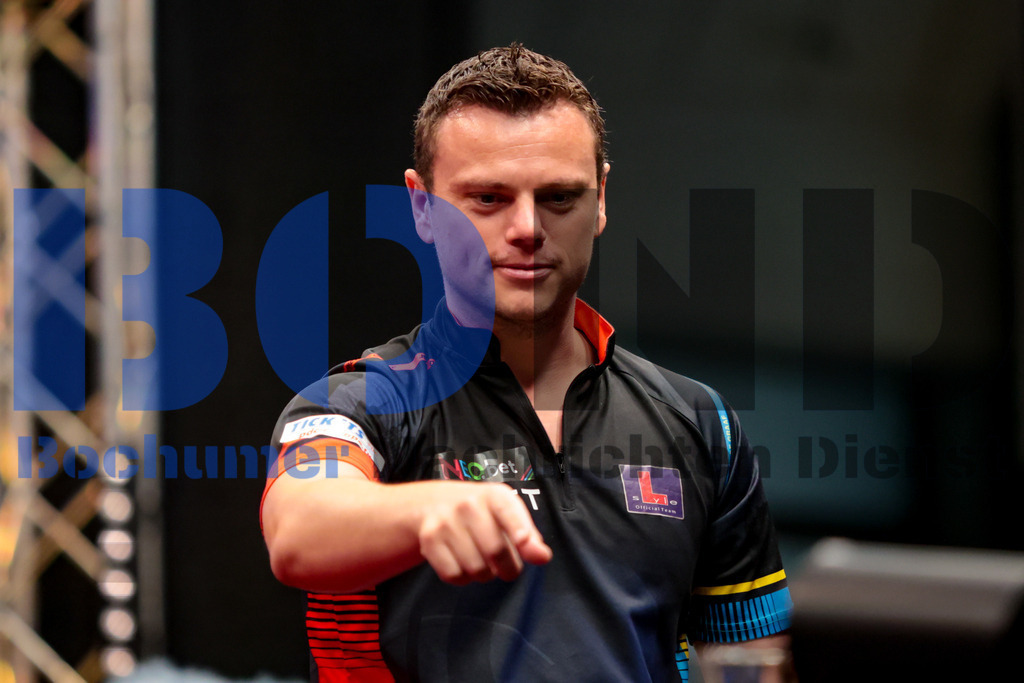 PDC European Darts Open 2024 | {headline}(Foto: Sebastian Sendlak / BOND) - Realisiert mit Pictrs.com