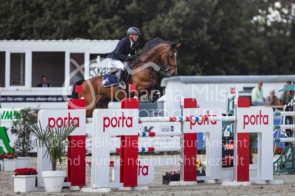 240714_BHO_GroßerPreis-686 | Deine schönsten Turniermomente als professionelle Fotos! Entdecke hochwertige Pferdesport-Fotografie im Online-Shop. Jetzt Fotos finden & bestellen!