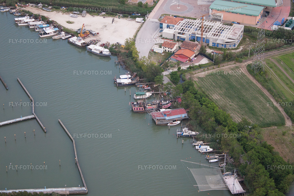 Aerial view: View of the town in Jesolo in the state Veneto, Italy. – Photo: IMG_50332.jpg taken on 06/07/2012 by Werner Riehm/FLY-FOTO.com – Resolution of the original: 4752 x 3168 px