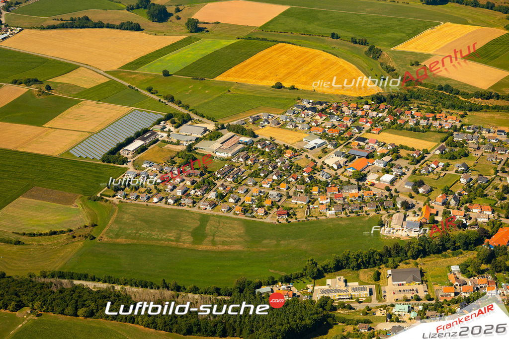 Die Luftaufnahme Adorf - Diemelsee wurde 2022 vom Flugzeug aus (keine Drohne) erstellt. Hohe Auflösung -für große Poster und Wandbilder geeignet - Garantiert!