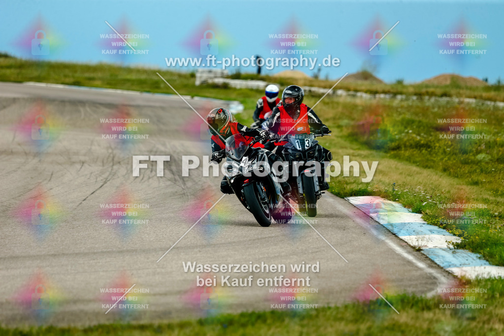 Chambley Juli-3084 | Hier findet Ihr Bilder von Touristenfahrten auf der Nürburgring Nordschleife oder von anderen Veranstaltungen die ich besucht habe. Viel Spass beim Durch Schauen 