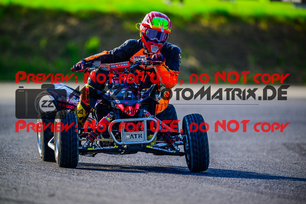 MaZZes_FotoMatrix_240608_6007705_3996 | QUAD