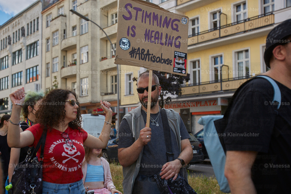 240713_VerruecktBehindertParade_15 | Vanessa Kleinwächter - Realisiert mit Pictrs.com