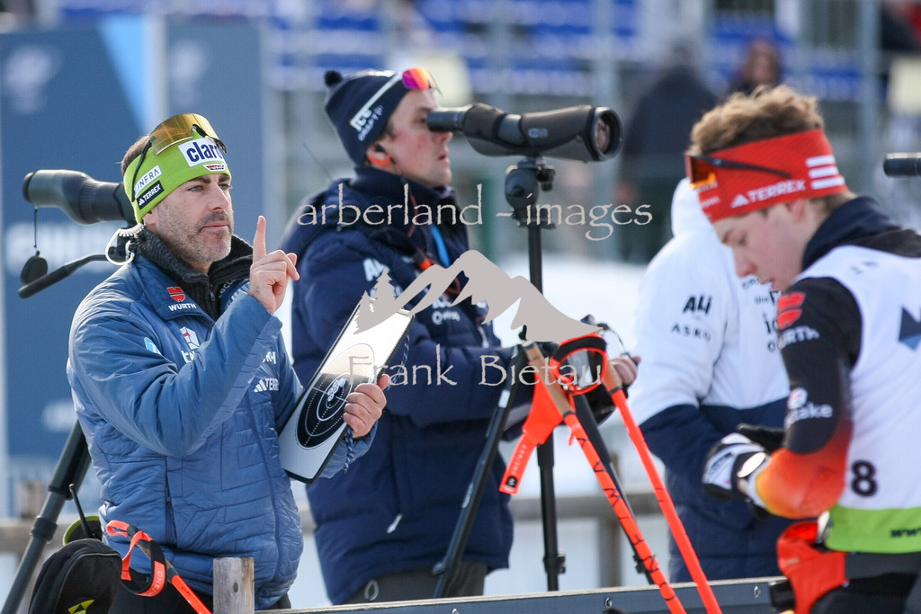 993T2240 | Medien- Sport- Entertainmentfotos