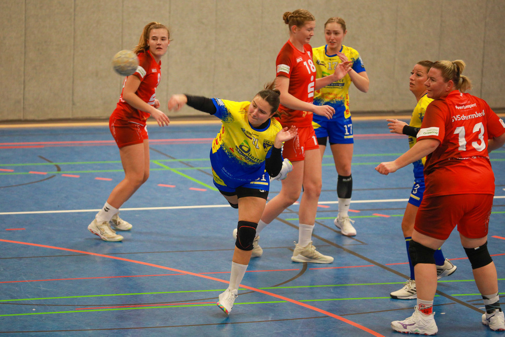 SvSchermbeck_SVN_061225_029 | Bildergalerie von Sport-Ereignissen aber auch von weiteren spannenden Dingen - nicht nur vom Niederrhein. In Anlehnung an den bekannten Spruch von Hanns Dieter Hüsch heißt das Motto: "Niederrhein ist überall".  - Realisiert mit Pictrs.com