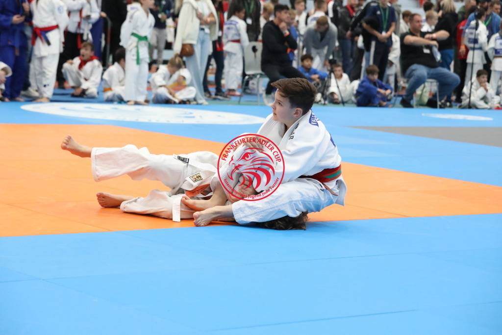 1J7A2879 | Fotos vom Adler Cup - Pictures from Adler Cup

Hier findet Ihr alle Eindrücke und großen Momente der Adler Cup Wochenenden. Here you will find all impressions and great moments of the Adler Cup weekends. - Realisiert mit Pictrs.com