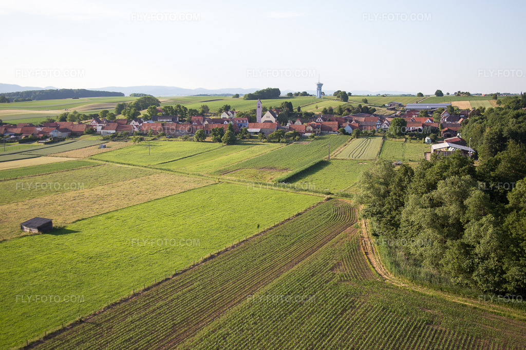 Aerial view: View of the town in Oberrœdern in the state Bas-Rhin, France.Photo: IMG_080201.jpg taken on 06/05/2015 by Werner Riehm/FLY-FOTO.comResolution of the original: 5472 x 3648 px