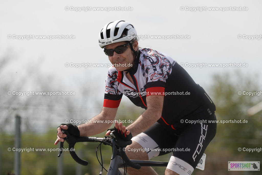 368A5753 | Neusiedlersee Radmarathon 2026@sportshot_your_pictrs #yourpictures#roadtowm2029 #nrm #neusiedlerseeradmarathon #neusiedlersee #neusiedlerseetourismus #burgenland #mörbisch #nrm26 #burgenlandtourismus #voglundco #poweredbyburgenlandtourismus #radsport #rad #marathon #ucigranfondo #visitburgenland #ucigranfondoworldseries