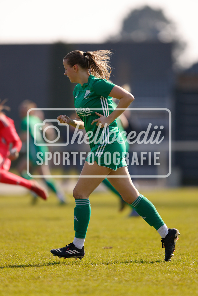 Fußball I Frauen I Saison 2025-2026 I Oberliga Niedersachsen I 17. Spieltag I TuS Lutten - BW Hollage-80 | realhellocedii - Realisiert mit Pictrs.com
